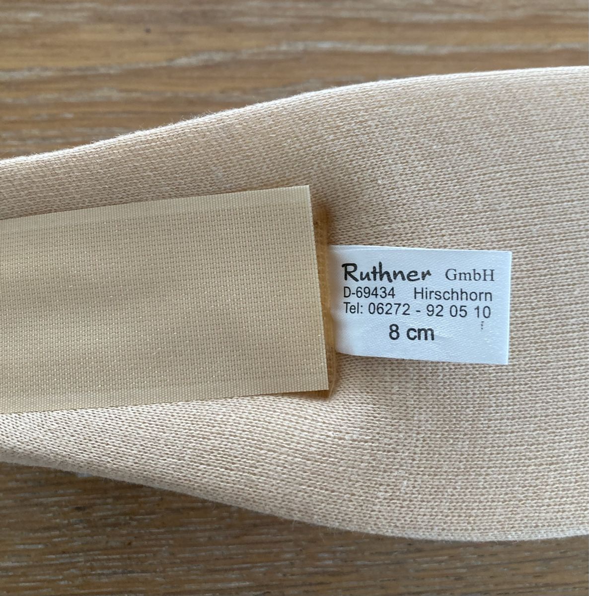 Medizinische Geräte: Halskravatten, anatomisch, neu,  Grösse 8 cm – Gebraucht aus Gränichen von SabineZ01 2