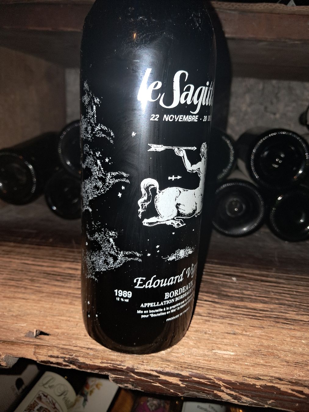 Vino: Bordeaux Édouard Vigneron 1989 – Nuovo e nell'imballaggio originale da Le locle venduto da juliensaran 2
