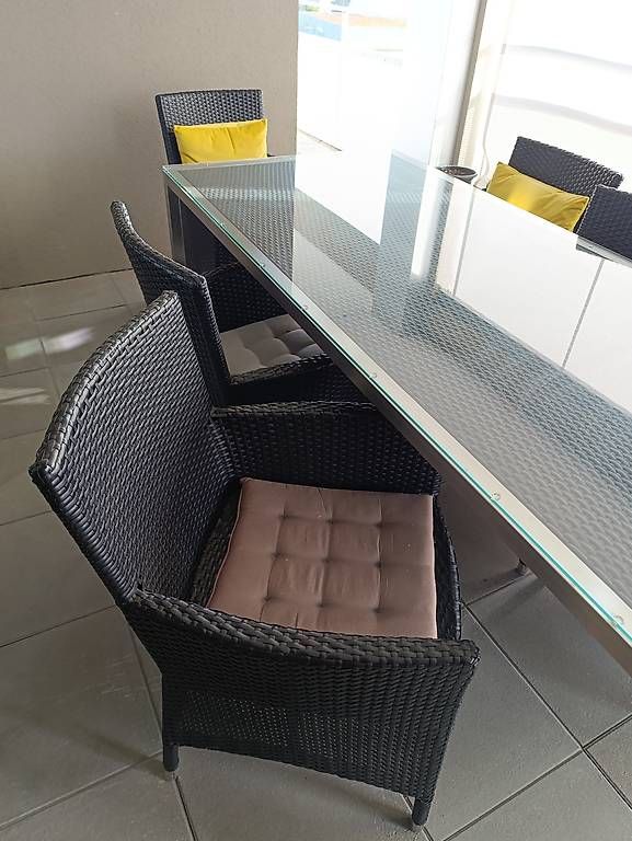 Set de table et chaises: Kunstratan Tisch und Stühle – D'occasion à Kriens par smrcius 1