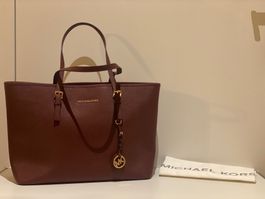 Michael Kors Tragetasche Jet Set “NEU“
