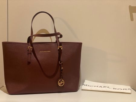 Michael Kors Tragetasche Jet Set “NEU“