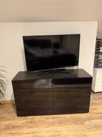 Schwarze Kommode