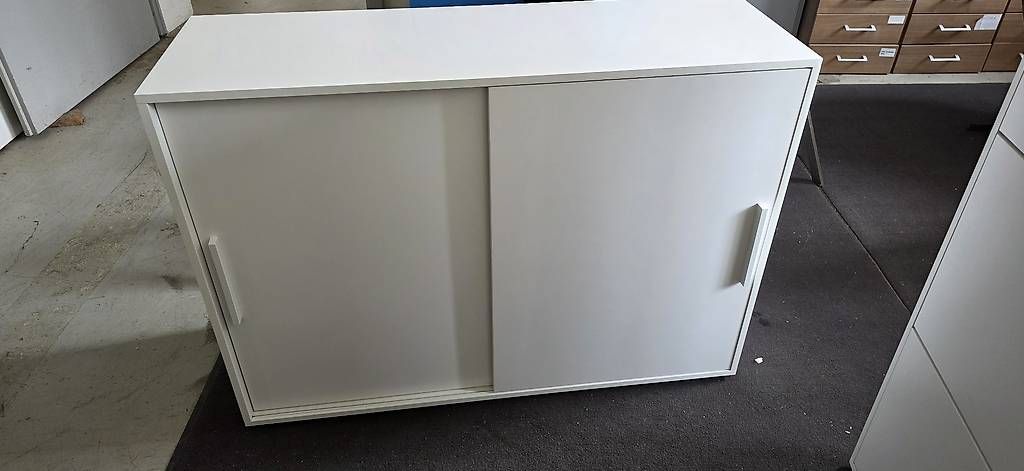 Armoires: Schuhschrank neu Pro Stk, 250chf. – Neuf avec emballage d'origine à Lützelflüh-Goldb par Rampenverkauf_72_ 4