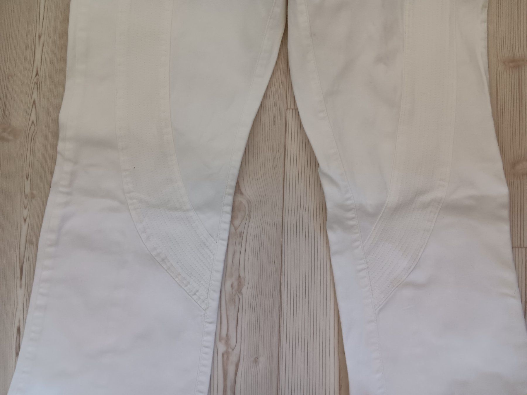 H&M Jeans: H&M Jeans taille / Grosse 42 – Usato da Cossonay-ville venduto da Super-Price-Quality 2