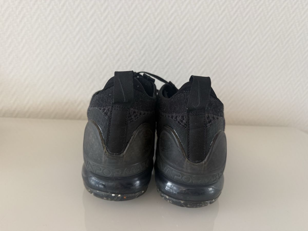 Nike Chaussures hommes: Sneaker Nike Air VAPORMAX – D'occasion à Meilen par Aqualinas 3