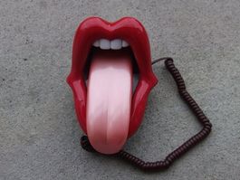 TELEFON ANALOG TOP DESIGN HAMMERPREIS !