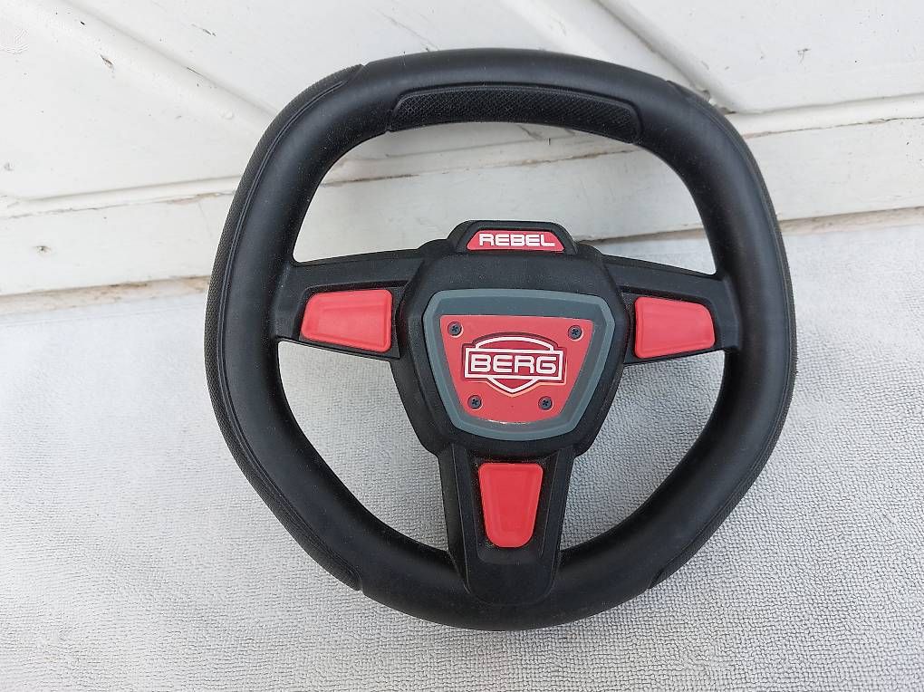 Sonstiges Fahrzeugzubehör: Berg Lenkrad mit Soundbox – Gebraucht aus Schönenberg an der Thur von Sandiego75