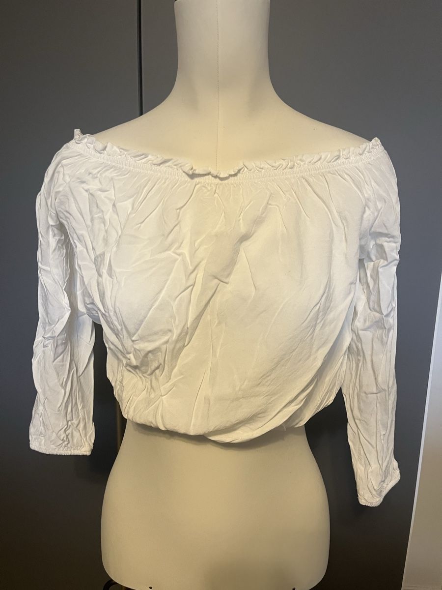 Brandy Melville Top: Brandy Melville Crop Top – Usato da Zollikerberg venduto da LLV