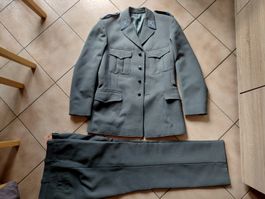 Schweizer Armee Militär Uniform