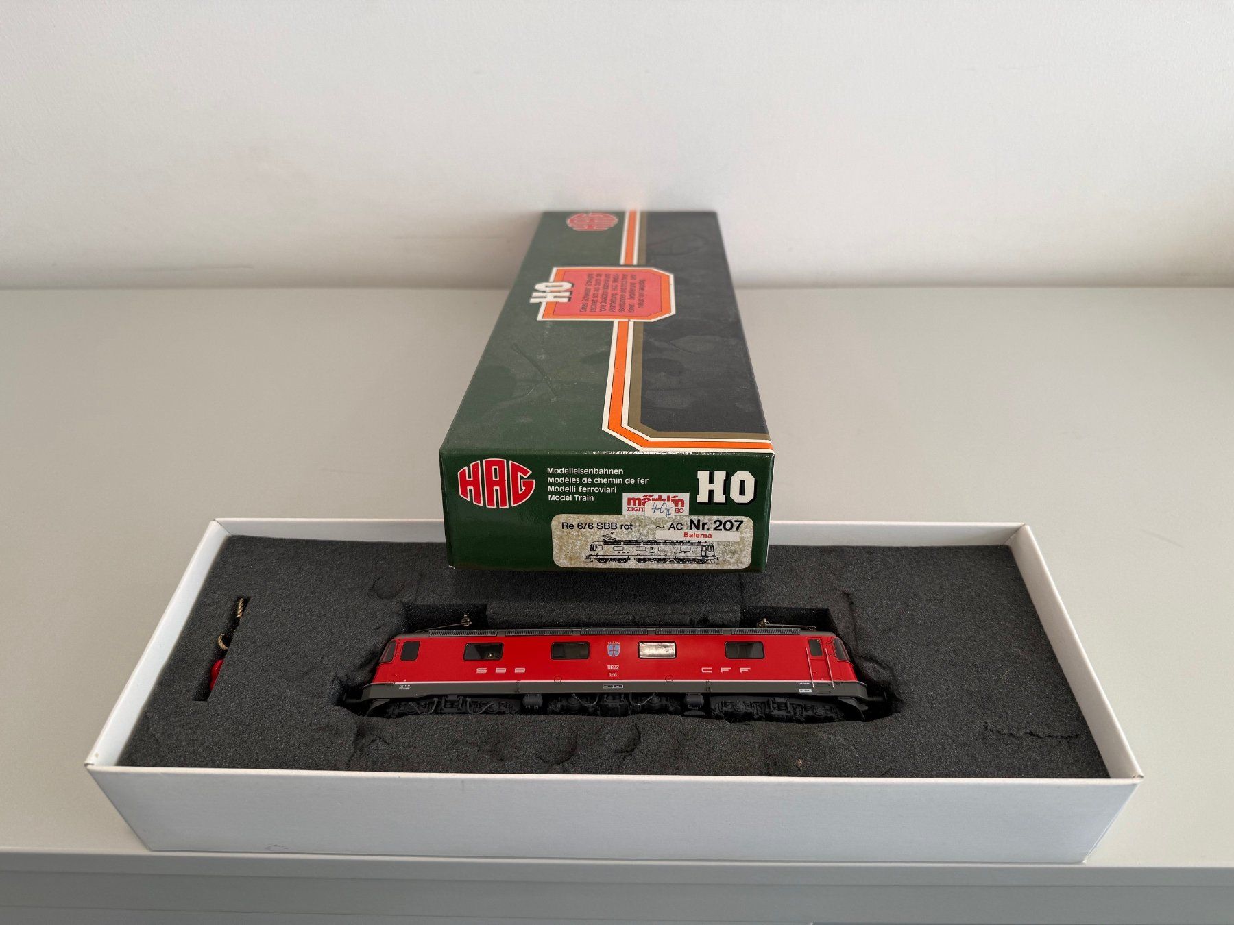 Hag Modelleisenbahnen: Elektrolokomotive Re 6/6 der SBB – Neu (gemäss Beschreibung) aus Oftringen von Pgi