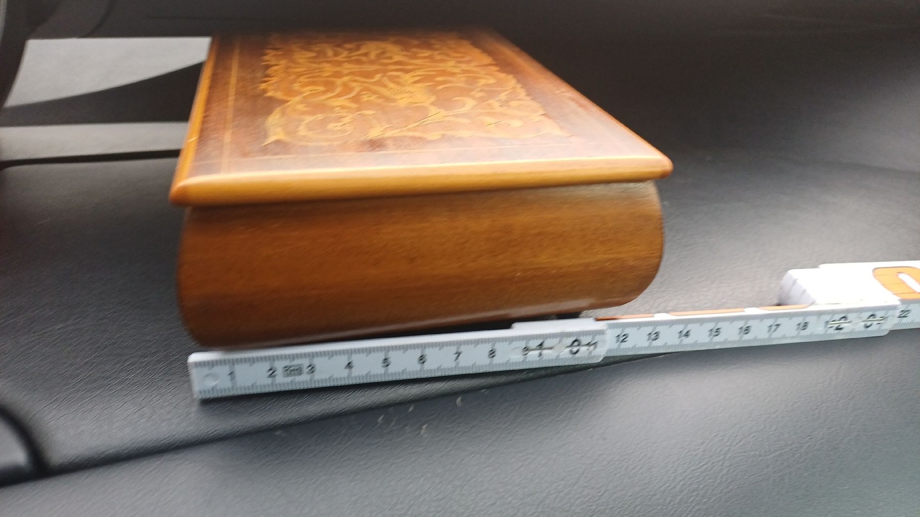 Articles en bois: Schöne Schatulle Nussbaum – D'occasion à Flawil par Pinkmalibu 3