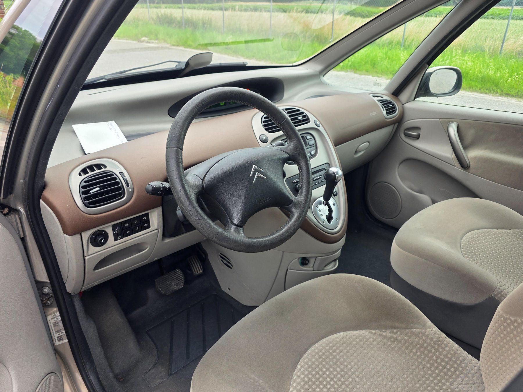 Citroën Automobili: Citroen Picasso 2.0i 16V Automatic – Usato da Aarberg venduto da power80 6
