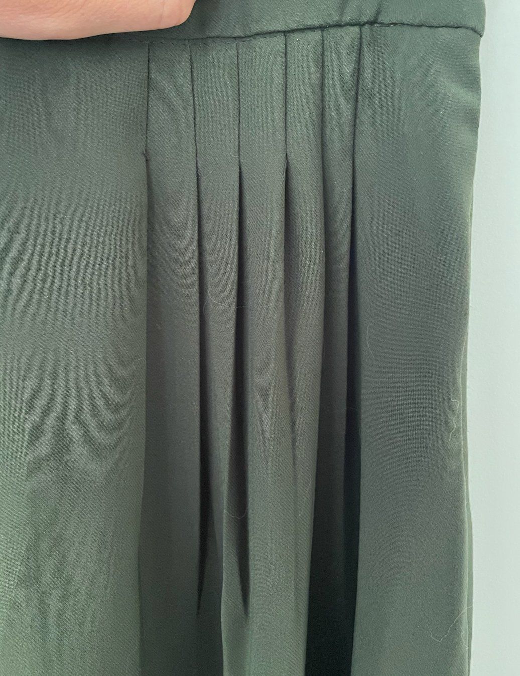 Mango Pantaloni: Mango Hose Olivgrün Grösse 36 – Usato da Bottmingen venduto da Stoffelele 3