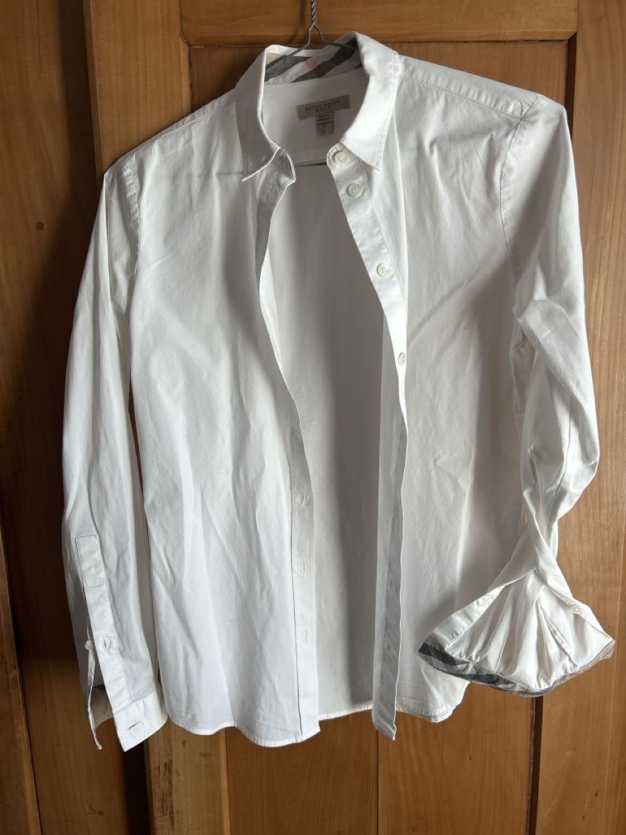 Burberry Chemisiers: Burberry Bluse Orginal,36 – D'occasion à Adlikon b. Regensdorf par Huegeler 1