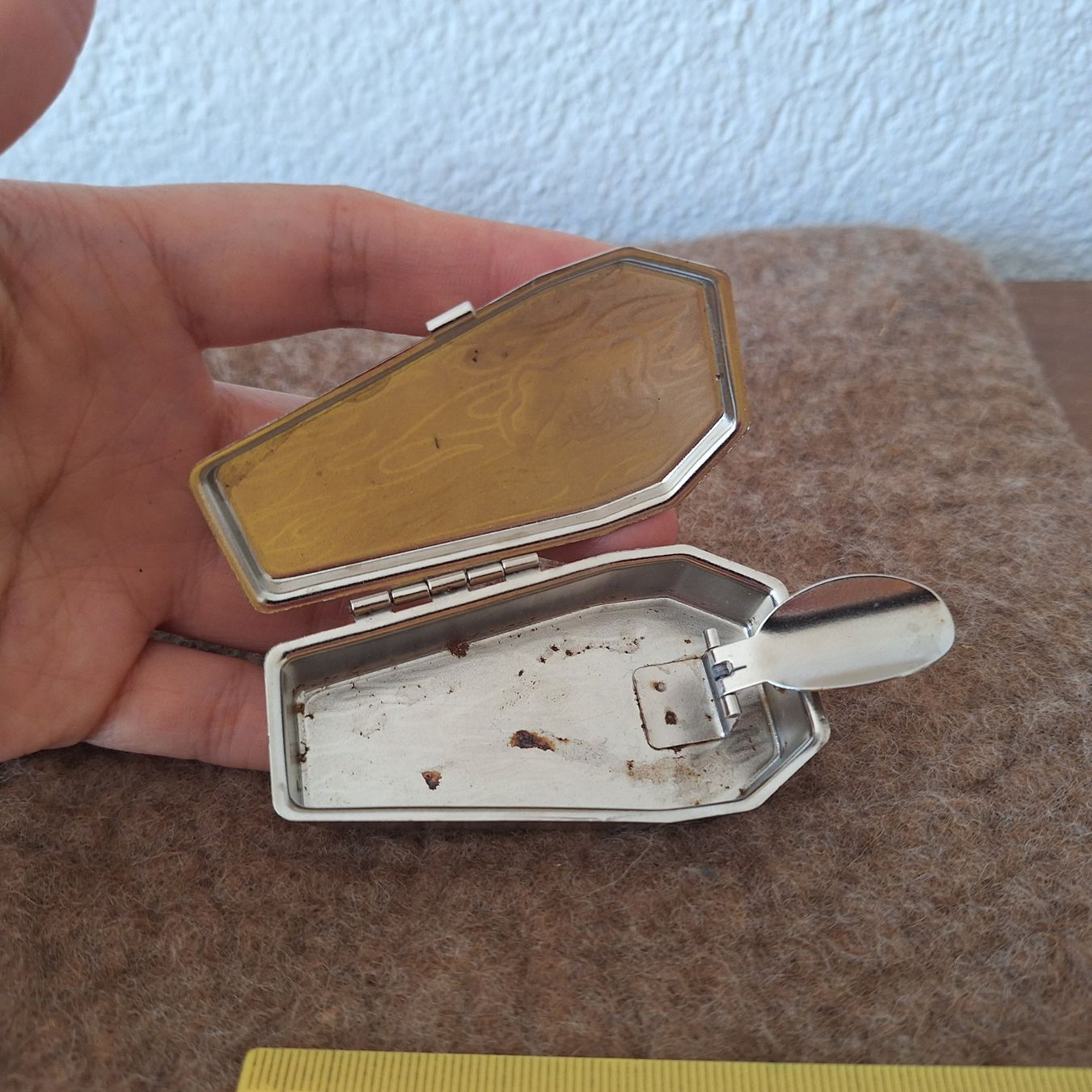 Portacenere: Gebrauchter Taschen Aschenbecher Sargform – Usato da Winterthur venduto da ric_rl7n 3