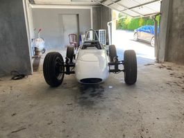 Formule Ve de course, projet unique! A saisir!