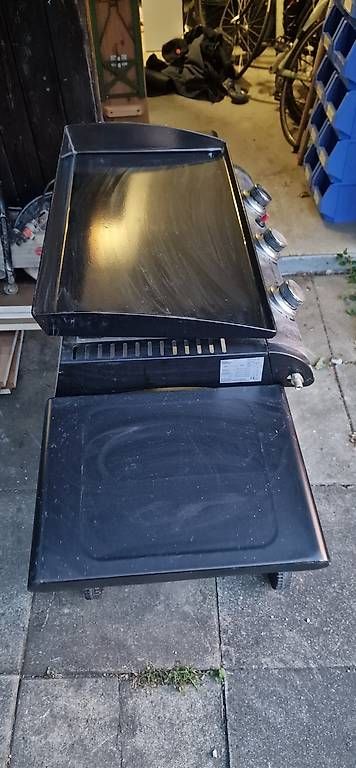 Grills: Gas Grill plate – Gebraucht aus Muttenz von AukZ