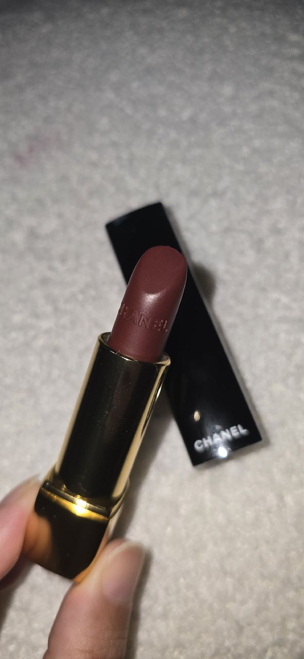 Chanel Make-up: Rouge à lèvres CHANEL couleur 58 neuf – Neu und originalverpackt aus Martigny von zin_y9tt 1