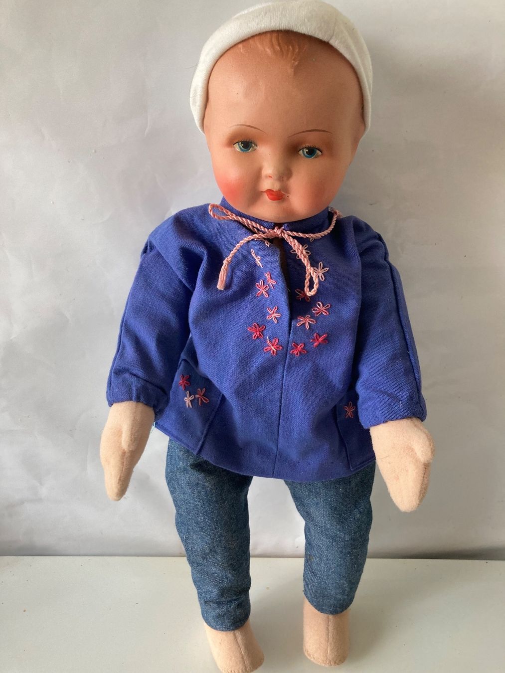 Bambole: Puppenkind Pappmaché Kopf Stoffkörper 40cm – Usato da Allschwil venduto da Maline1 2