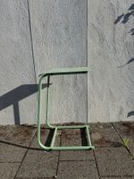 Beistelltisch aus metall, mintgrün/salbeigrün, Top Zustand
