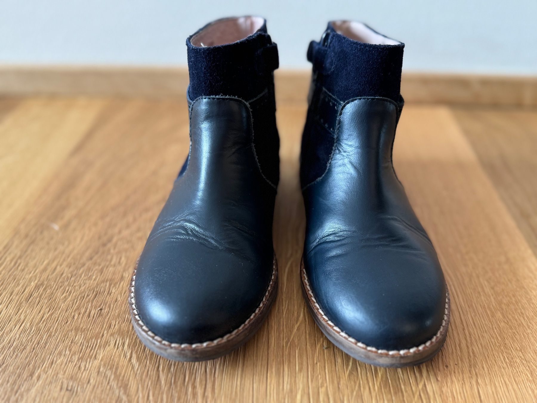 Scarpe per ragazze: Jacadi Navy Blue Leather Boots G28 – Usato da Kilchberg ZH venduto da Gejuba 5