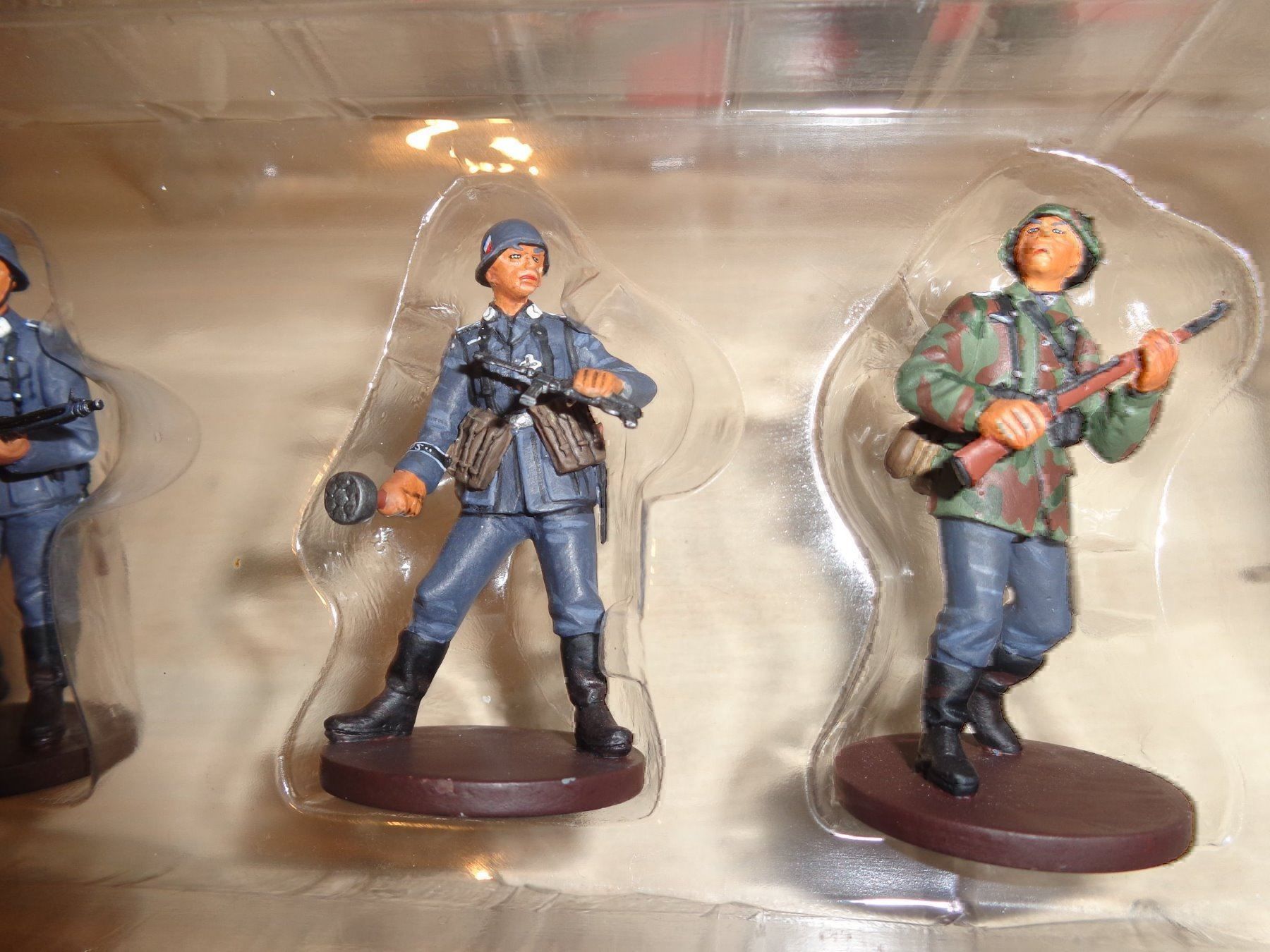 Modellbausätze & Standmodelle: GERMAN – Neu und originalverpackt aus Balsthal von bouteliee 2