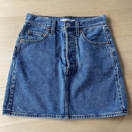 Levi's Jeansrock Minirock Gr. 25 top Zustand