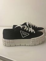Prada Plattform Sneakers 41.5 (passend bei 40.5)