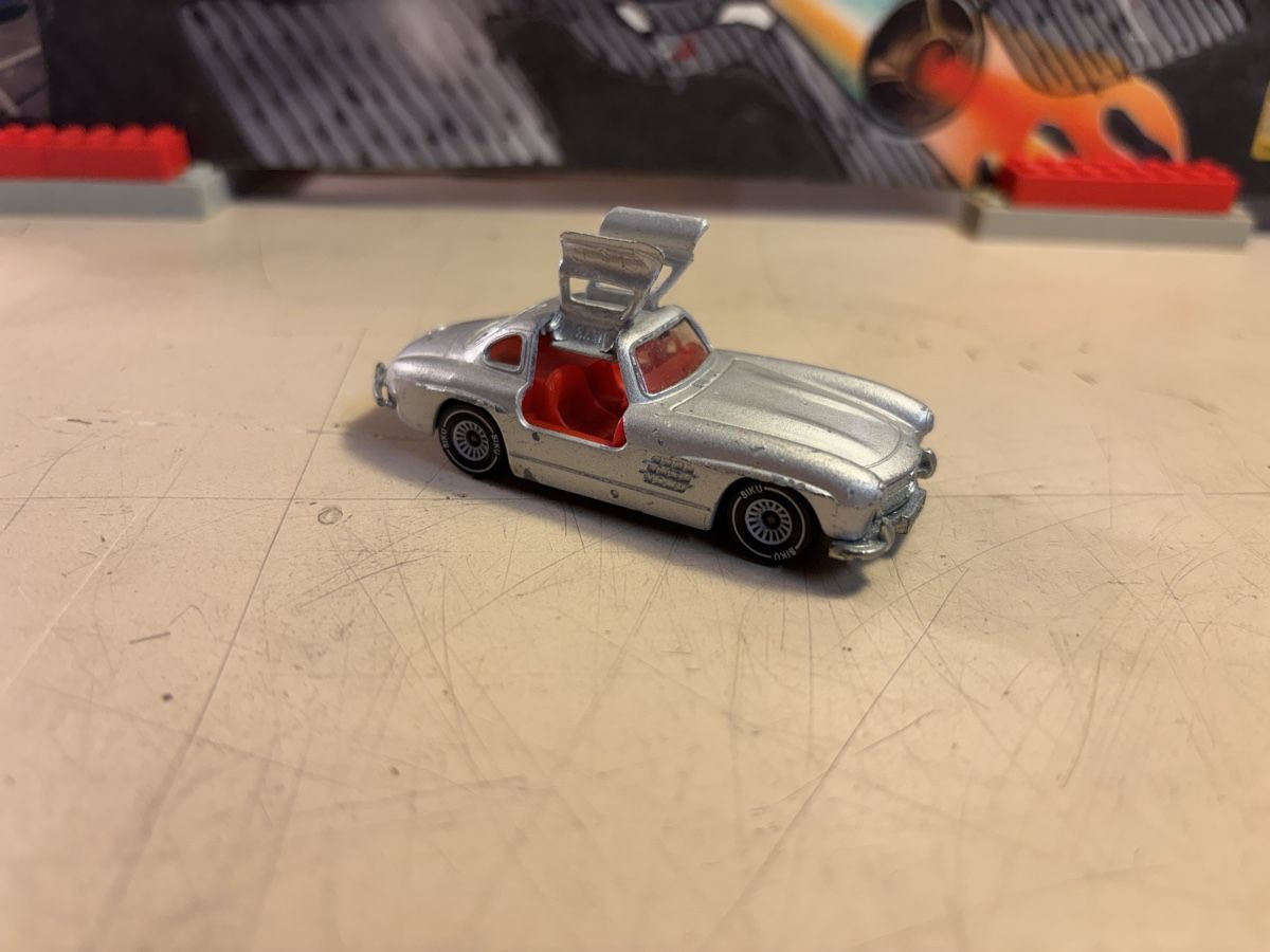 Siku Modellini d'auto: Siku Mercedes 300SL – Usato da Möriken AG venduto da Classics16 7
