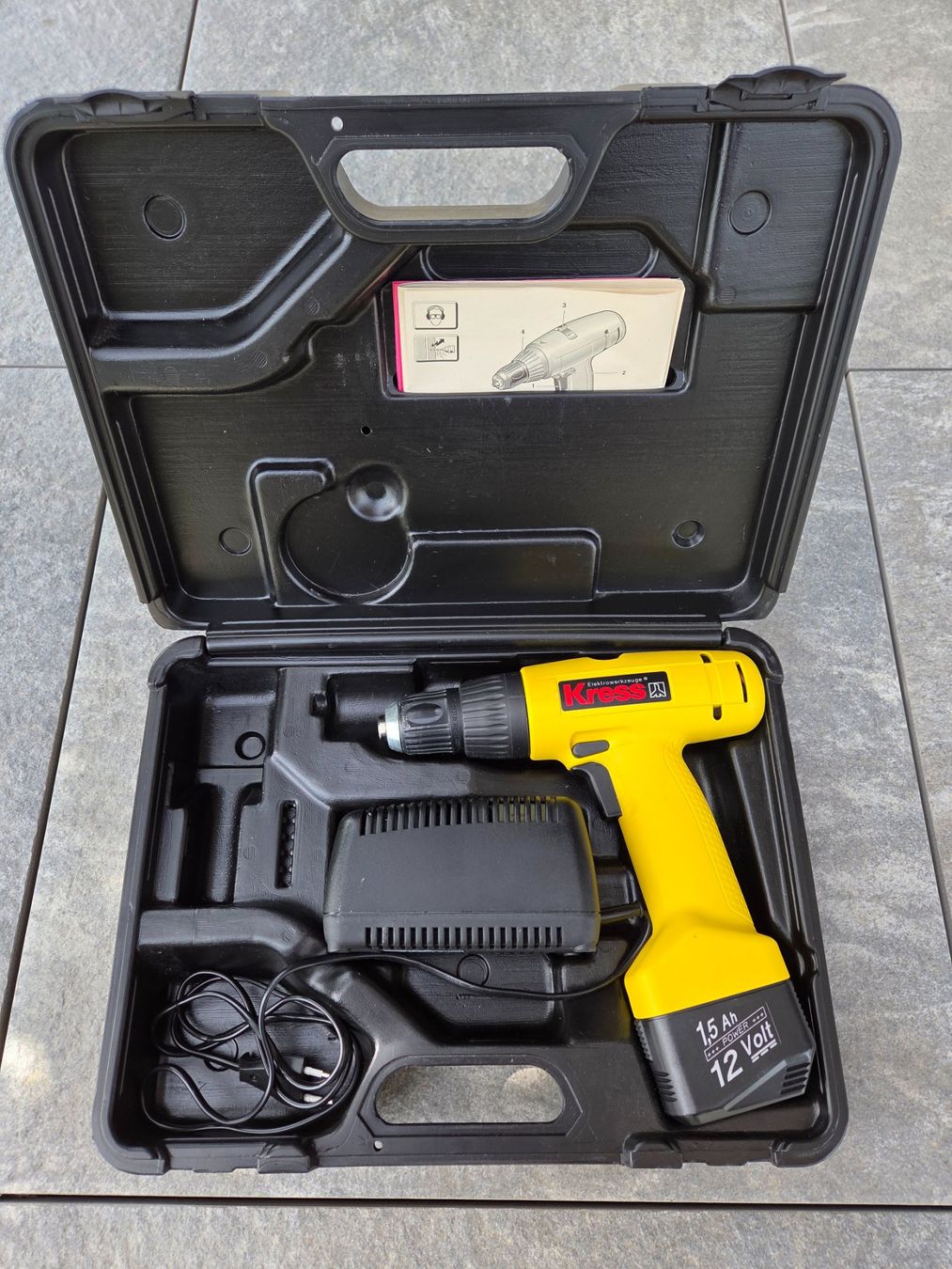 Tutti gli attrezzi: Visseuse/perceuse Kress 12V avec chargeur et mallette – Usato da Etoy venduto da cl_7th