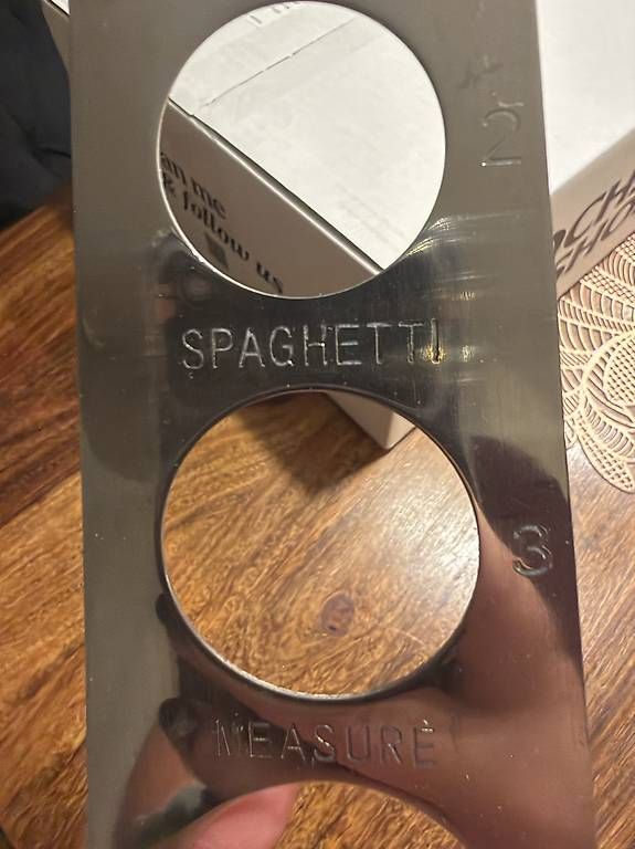 Alle Werkzeuge: Spaghetti-Portionierer – Gebraucht aus Allschwil von Funlady91 1