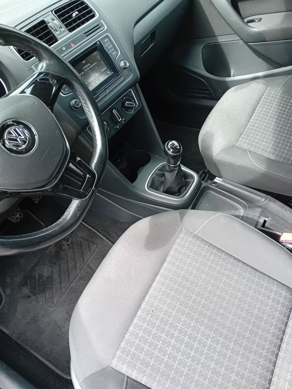 VW Automobili: VW Polo 1.2 TSI BMT – Usato da Ennetmoos venduto da Quad4 3