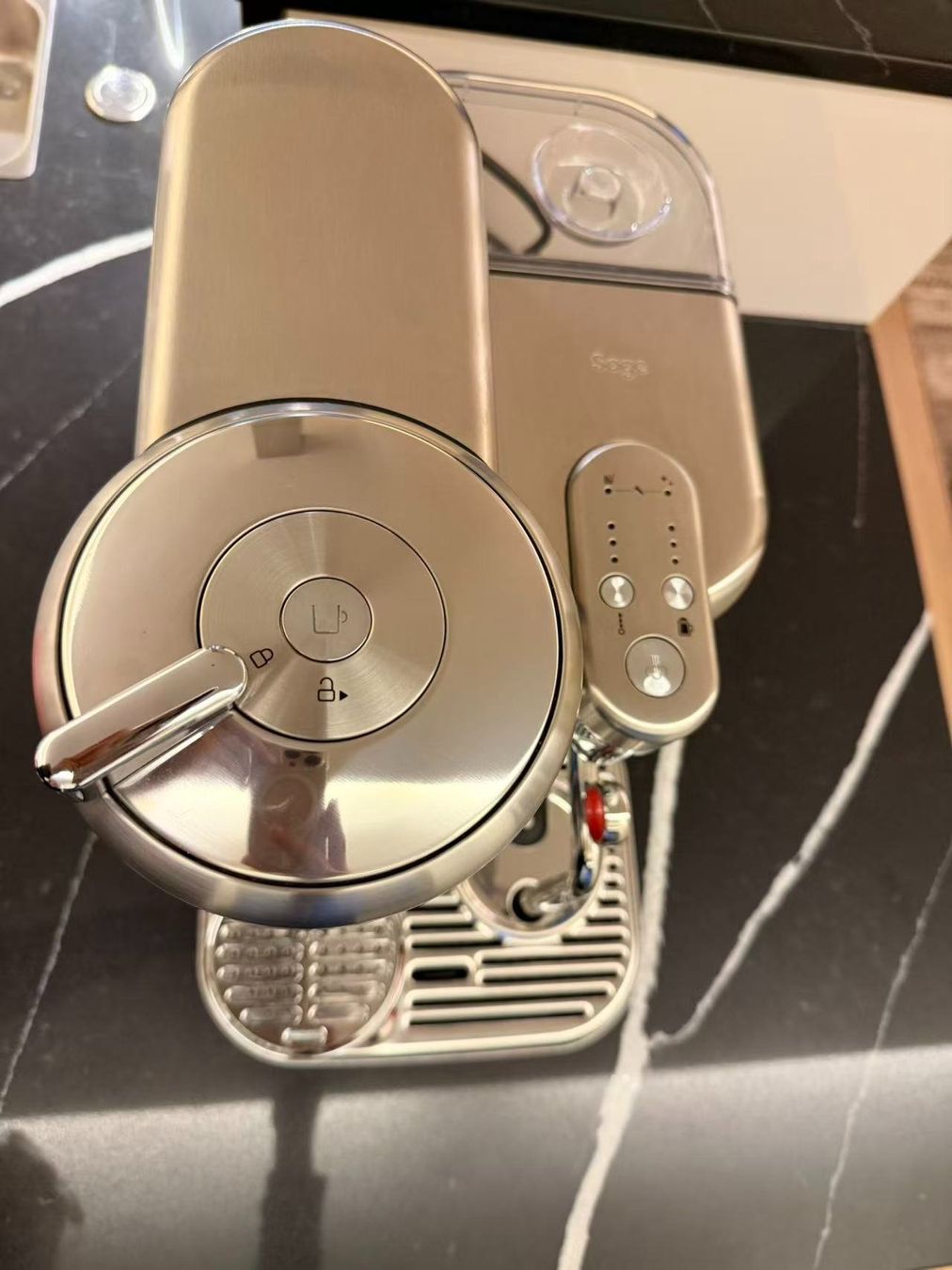 Sage Macchine per caffè & Macchine per espresso: Nespresso Vertuo Creatista Kaffeemaschine – Difettoso da Altendorf venduto da fre_vt86 1