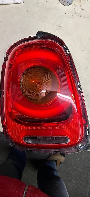 Lampade: Mini Cooper Rücklicht links – Usato da Appenzell-Steinegg venduto da 200162