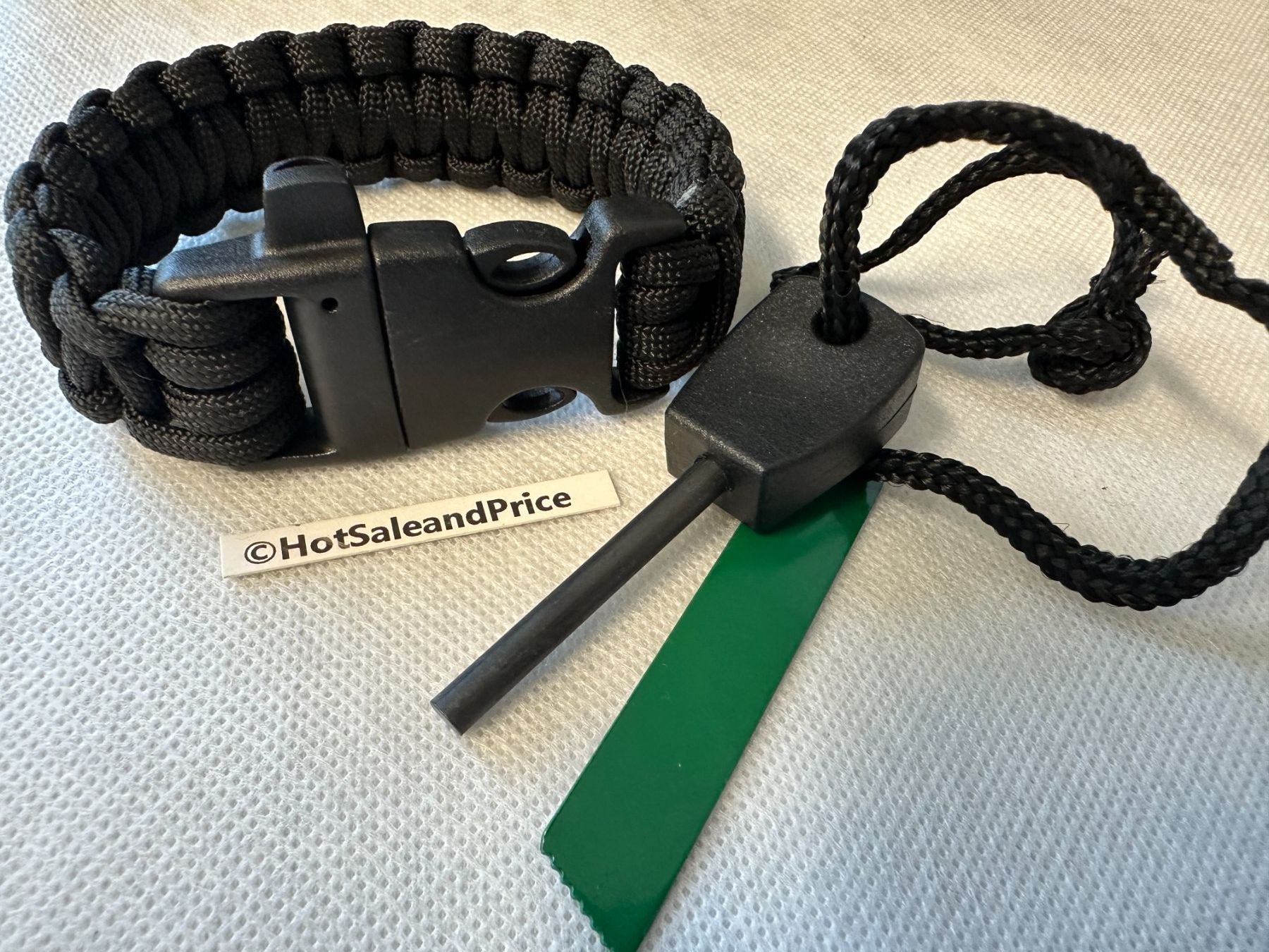 Guinzagli & Collari: Paracord Rettungsseil,Set mit Feuerstein – Nuovo e nell'imballaggio originale da Courlevon venduto da HotSaleandPrice