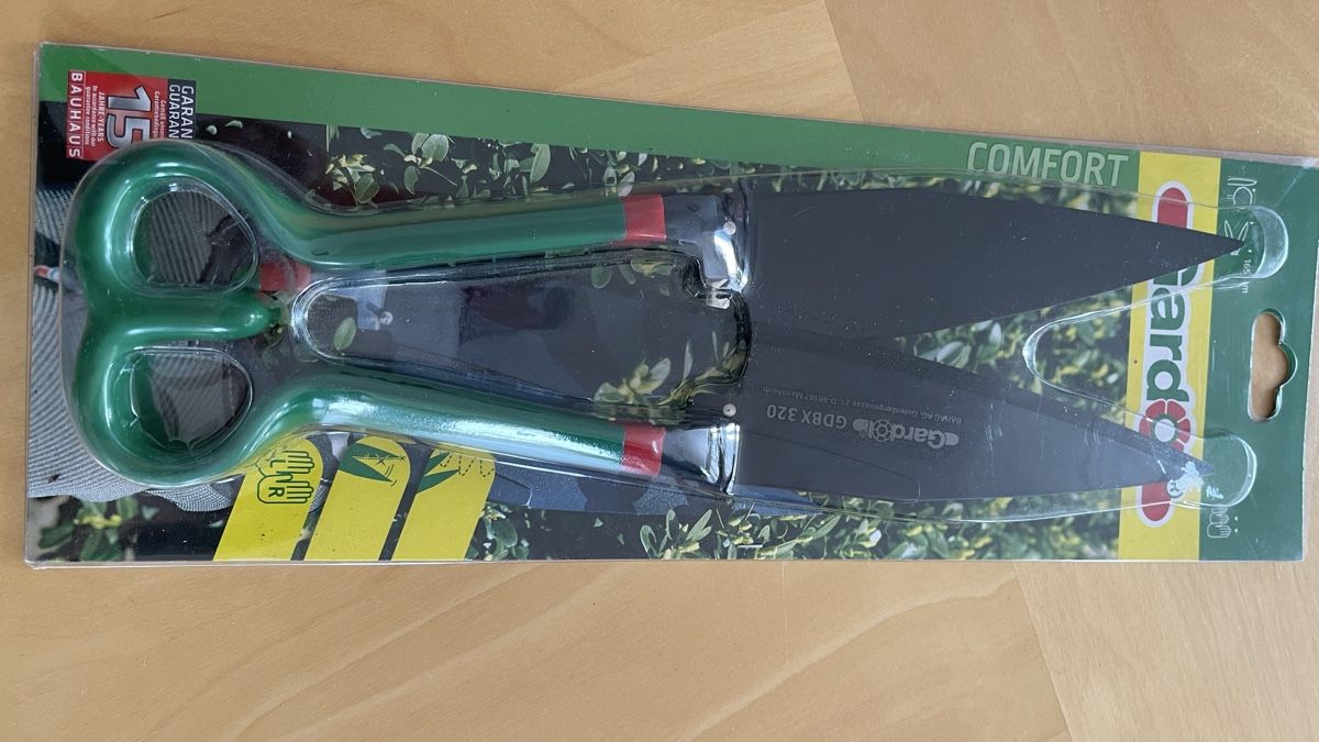 Alle Werkzeuge: Heckenschere – Neu und originalverpackt aus Zürich von rob_l9n6