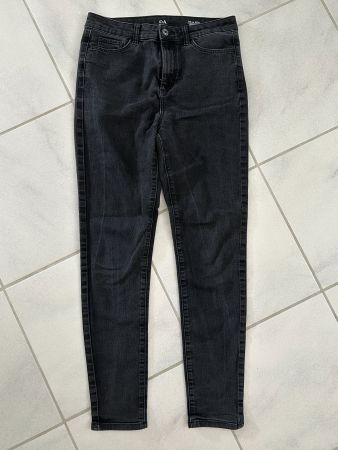 Schwarze Jeans / Jeggins (Gr. 38/40, C&A)