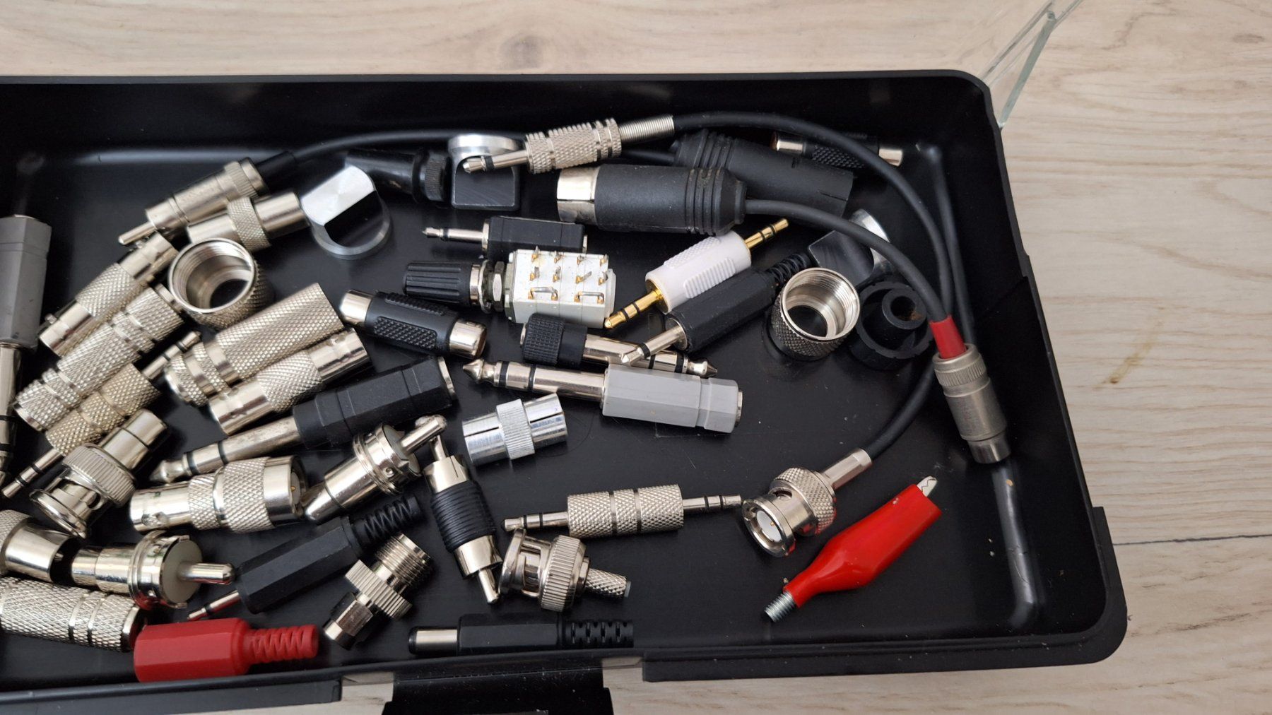 Unità & Adattatore: Audio Jack - Adapter - – Usato da Zürich venduto da raw_6mmc 2