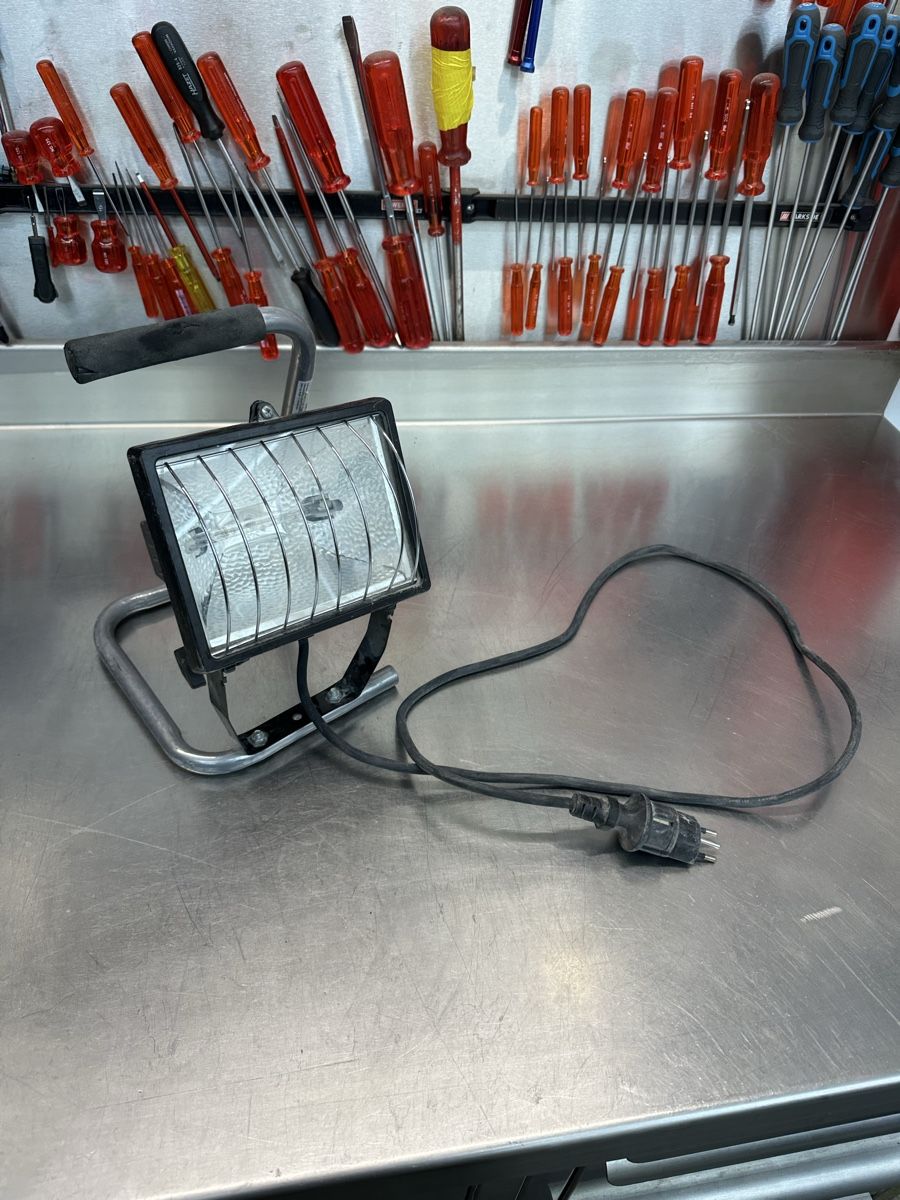 Lampen: Arbeitsscheinwerfer – Gebraucht aus Schwende von weesli