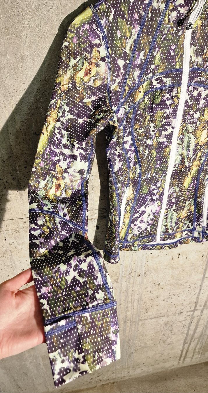 Lululemon Giacche: Lululemon Define Jacket Gr. 6/EU 38 Print Muster Top Zustand – Nuovo (secondo la descrizione) da Affeltrangen venduto da Szafaoli 2