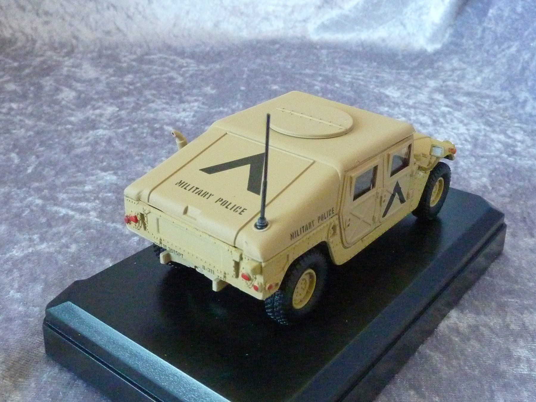 Modellini d'auto: Hummer H1 Commandcar 1:43 – Nuovo (secondo la descrizione) da Dürrenäsch venduto da modellautos4you 4