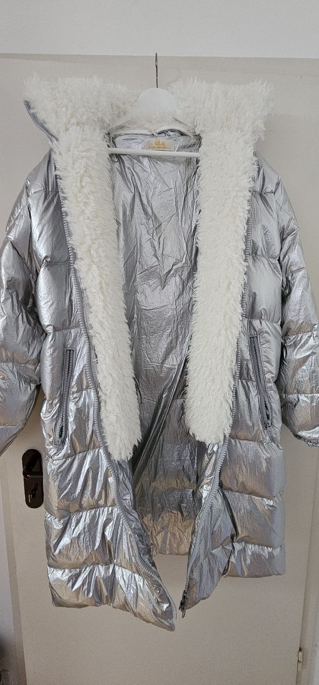 Jacken: Silberne Daunenjacke, Grösse L, Winter – Neu und originalverpackt aus Dulliken von Trw_gbp4 4