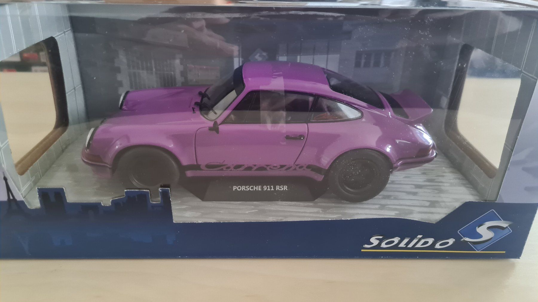 Solido Modellautos: 1:18 Porsche 911 RSR Violet - Solido – Neu (gemäss Beschreibung) aus Bassersdorf von jackbmw 5