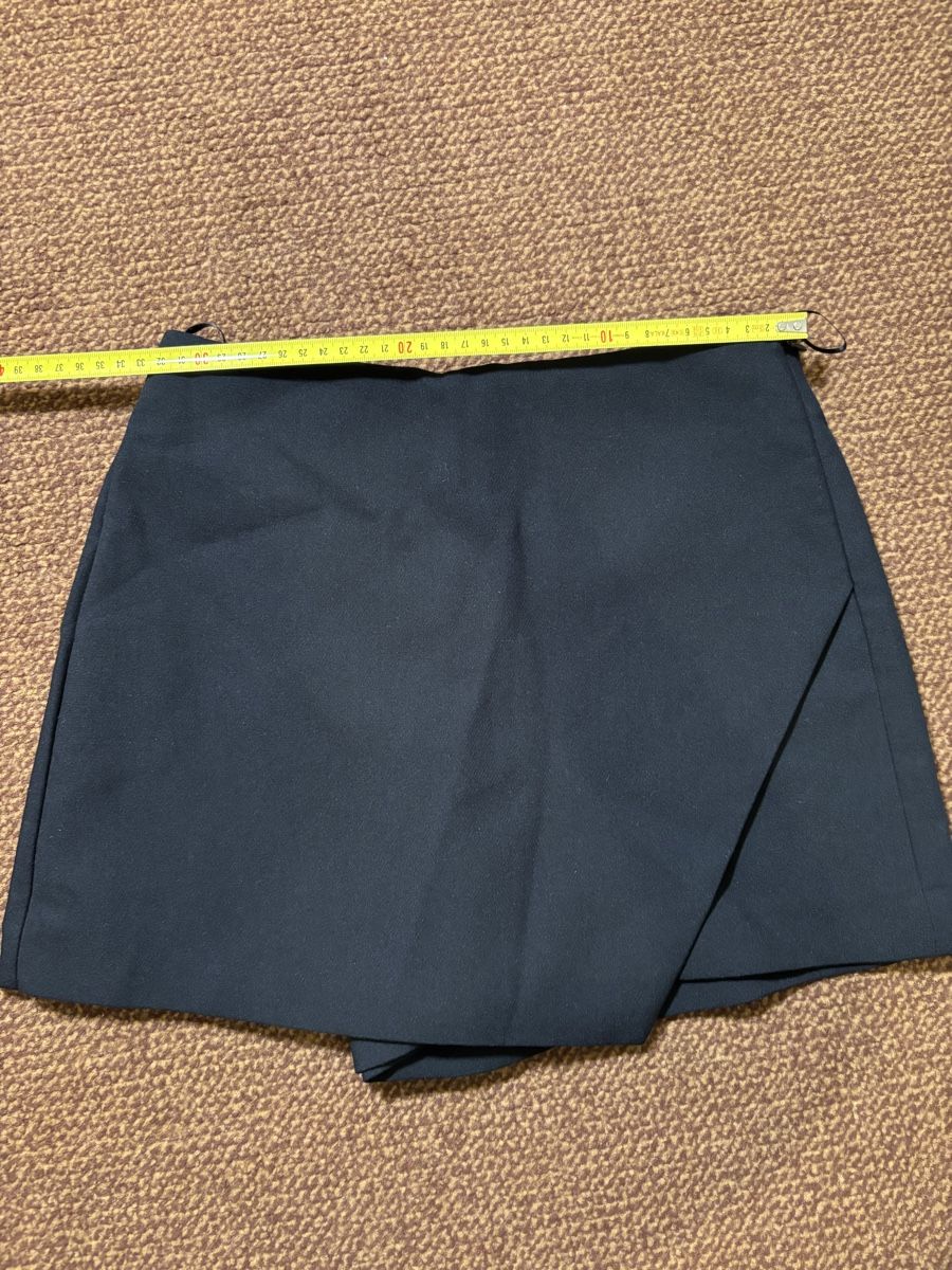 Zara Gonne: Zara skort – Nuovo e nell'imballaggio originale da Confignon venduto da Second_Hand_Ch 2