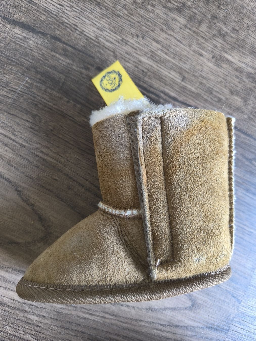 Ugg Chaussures garçon: UGG Merino Original Baby Schuhe  – D'occasion à Frauenkappelen par Nickyta89 3