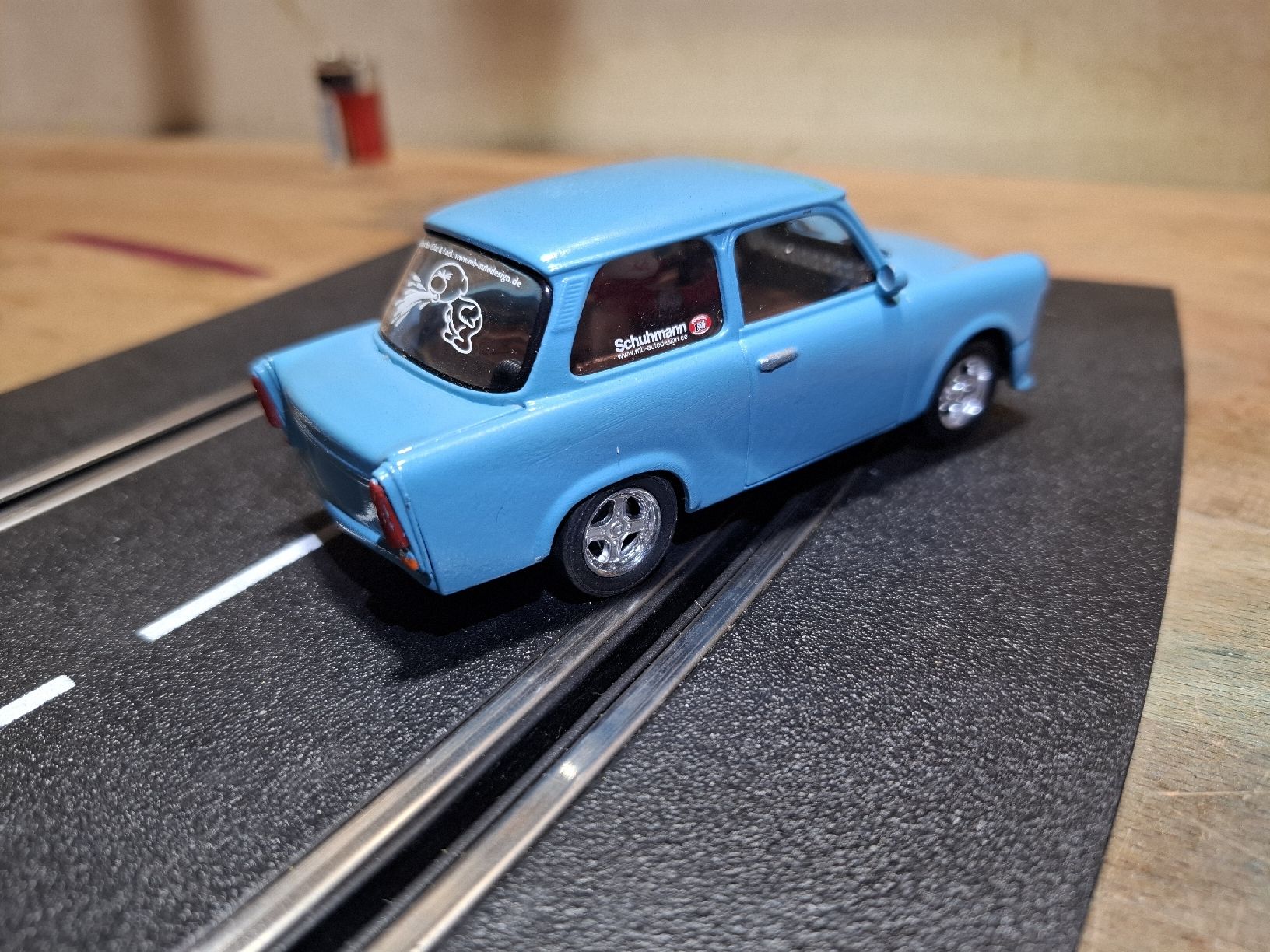 Revell Voitures modèles: Slotcar Trabi – Défectueux à Flaach par maniv6 2