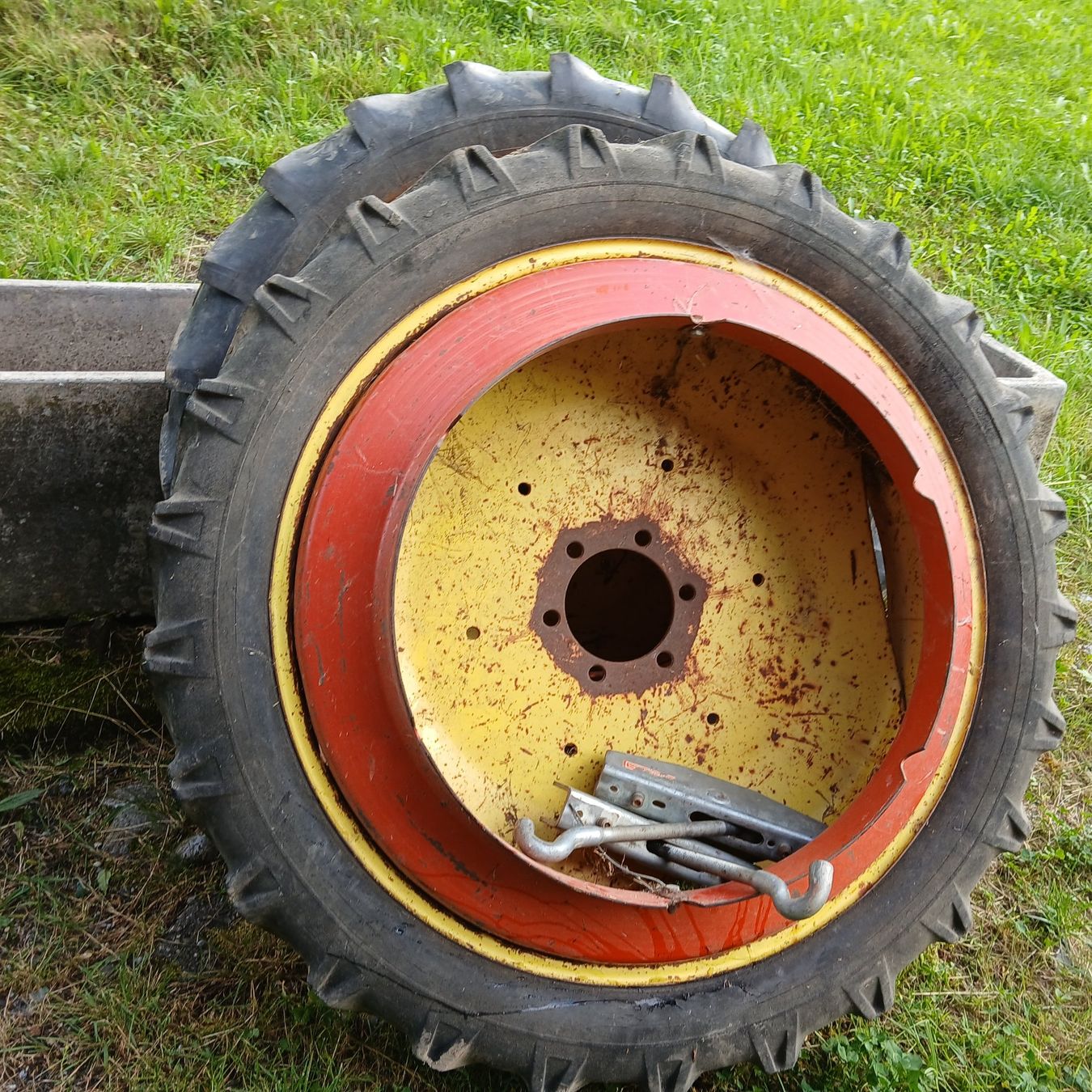 Pneumatici & Ruote complete: Doppelräder – Usato da Krinau venduto da P.grob