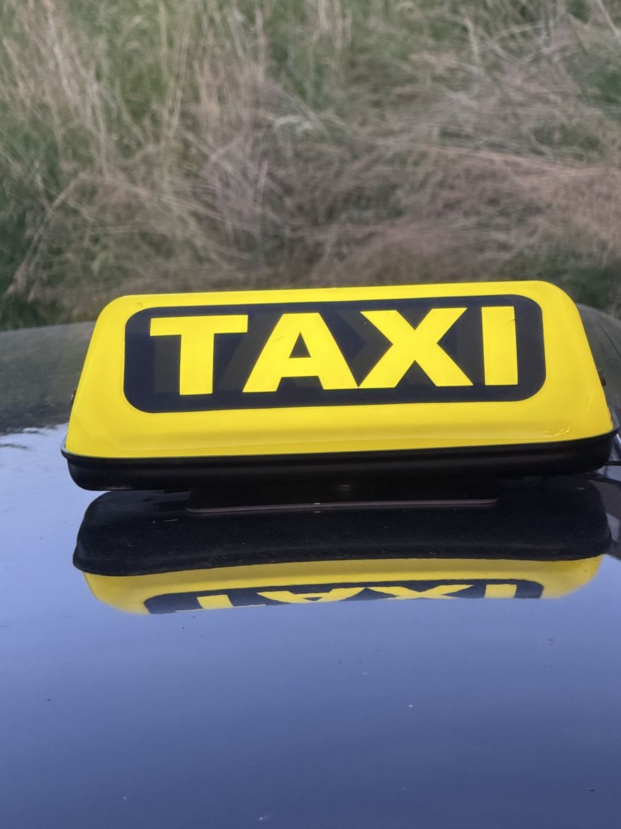 Schilder: Taxi Lampe – Gebraucht aus Winterthur von RN-789 1