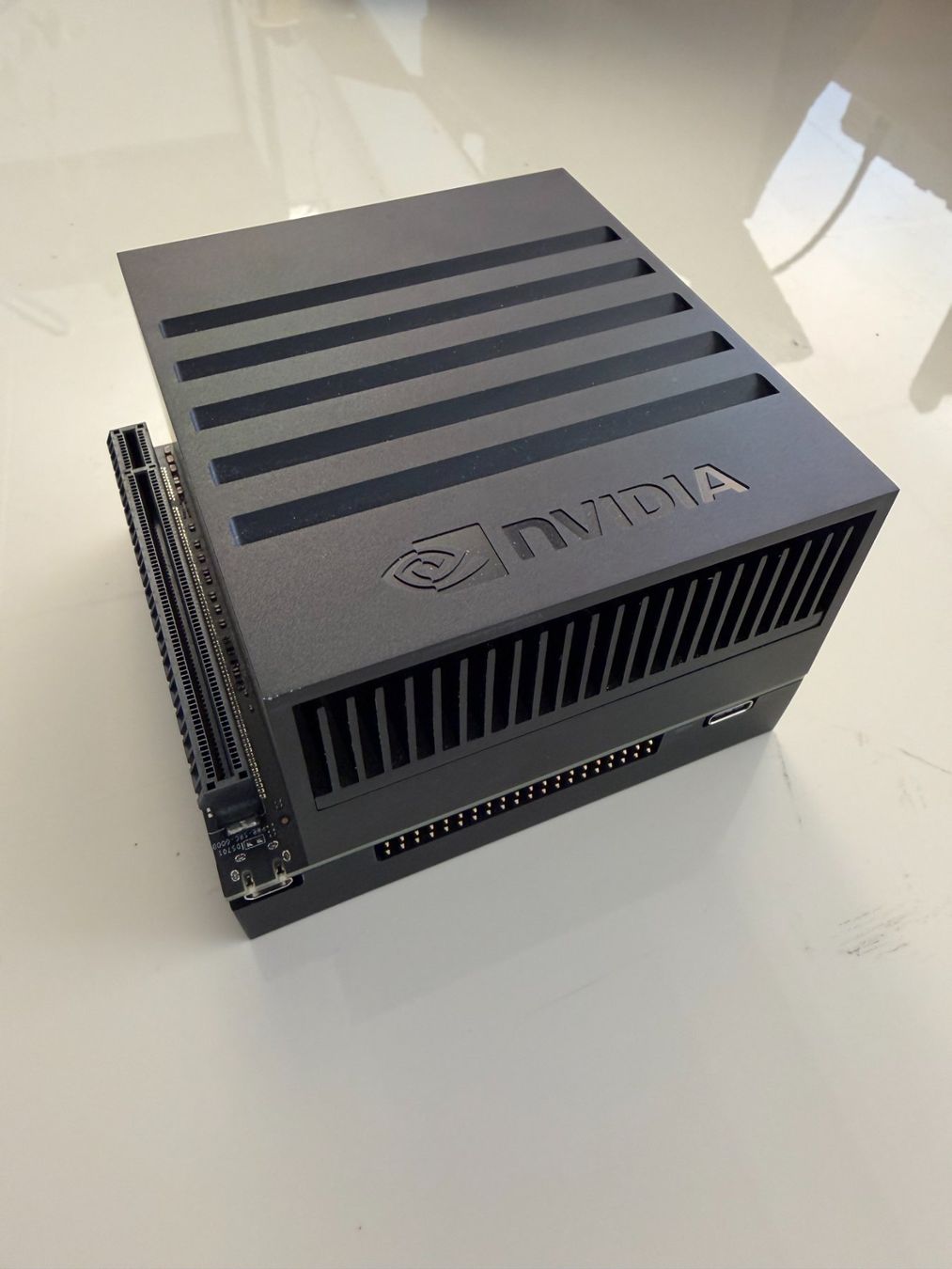 Nvidia PCs: NVIDIA JETSON AGX Xavier - Developer Kit – D'occasion à Zürich par mantis_tech