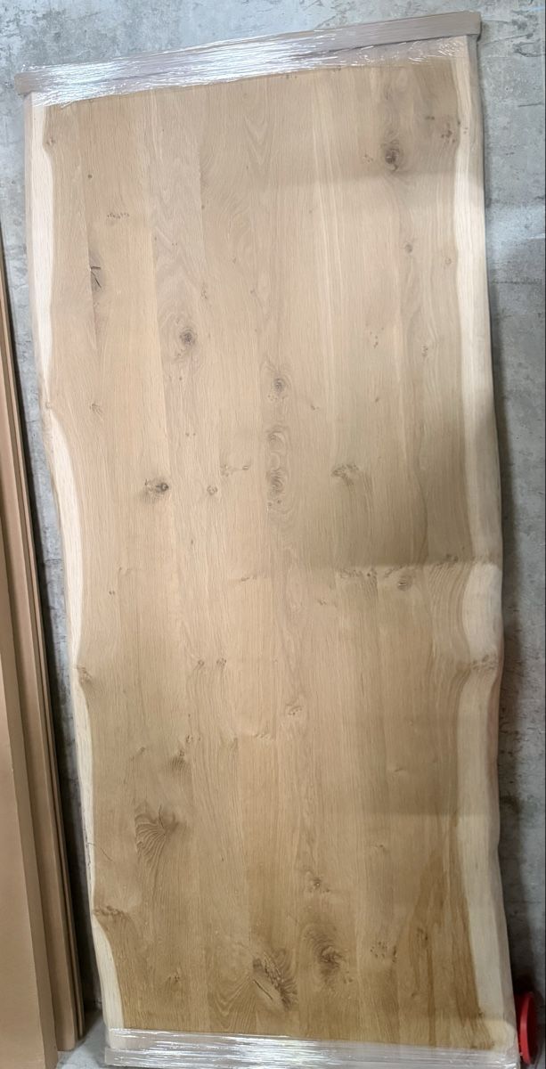 Holzartikel: Massiven Eichenholzplatte mit Baumkante – Neu und originalverpackt aus Au SG von 100508
